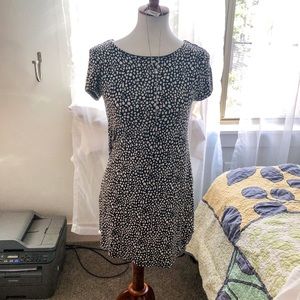 🌿 FOREVER21 | black & white short spotted dress